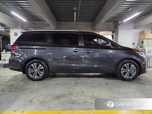 Kia The New Carnival id 4188007 из Кореи 10