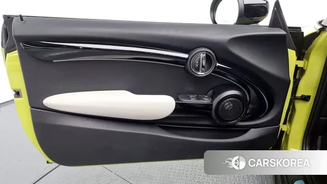 Mini Cooper S id 2989296 из Кореи 10