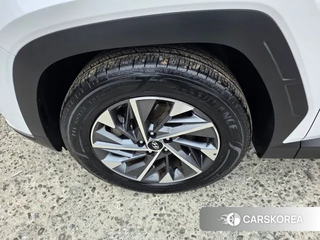 Hyundai Tucson (NX4) id 3508891 из Кореи 10