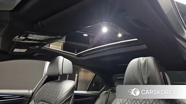 BMW 5 Series (G30) id 2976143 из Кореи 10