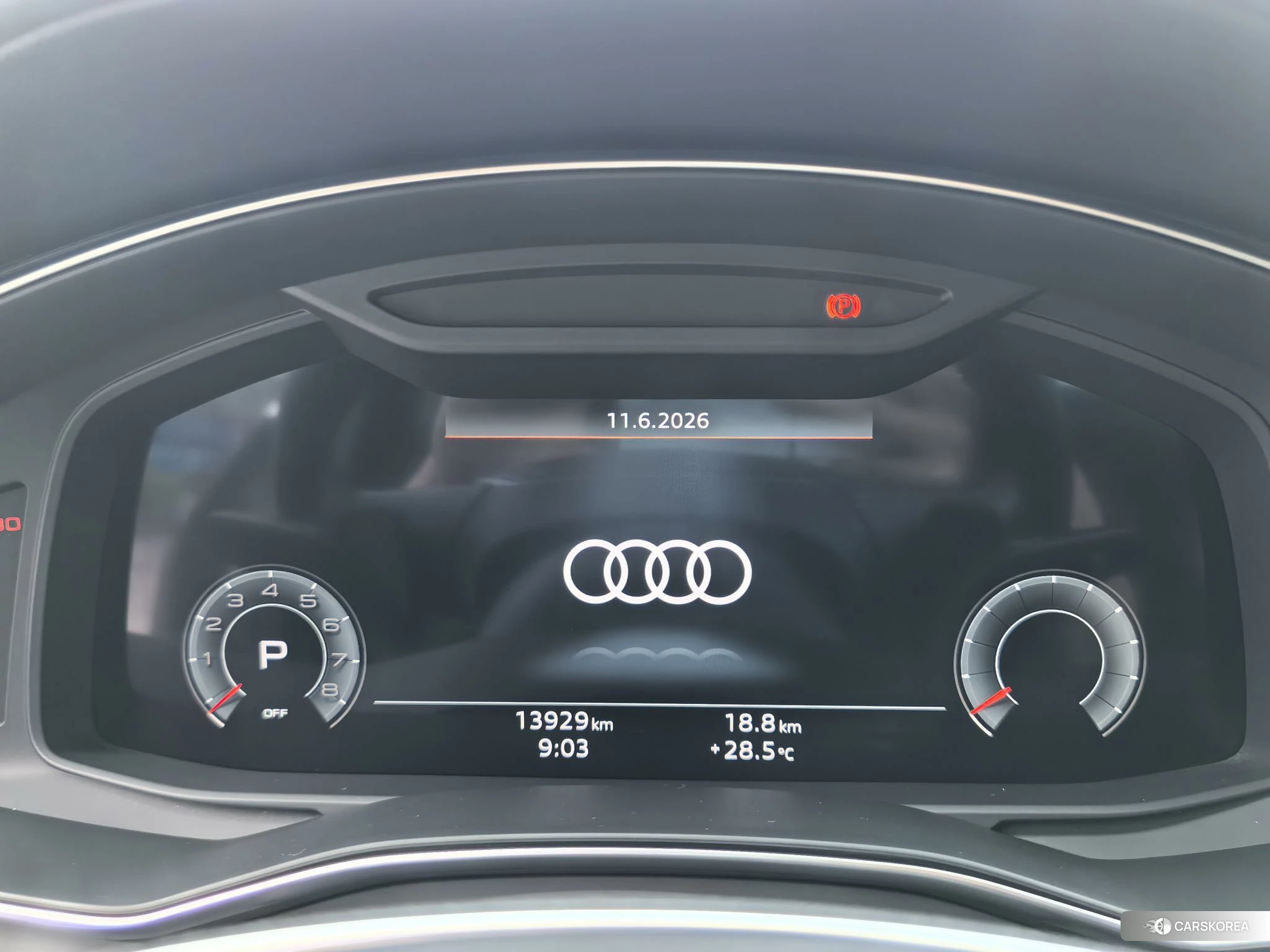 Audi A6L id 4454432 из Китая 10