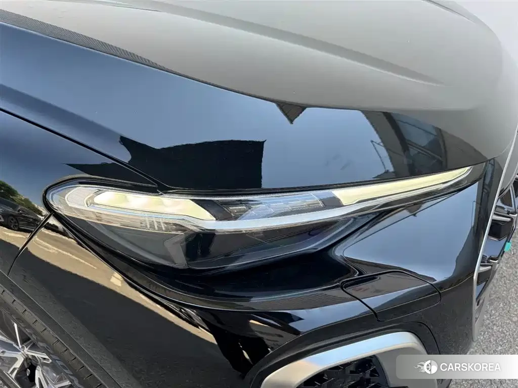 Audi Q5L id 4546231 из Китая 10