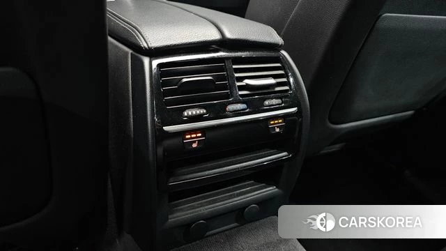 BMW 5 Series (G30) id 4417123 из Кореи 10