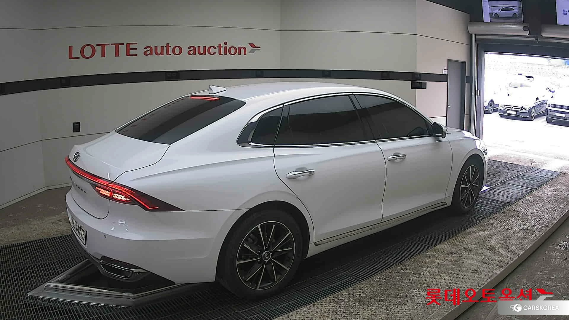 Hyundai Grandeur id 3869336 из Кореи 10