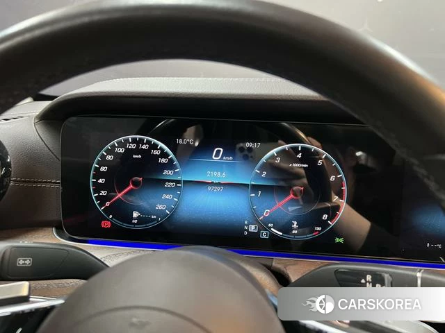 Mercedes-Benz E-class id 4275532 из Китая 10