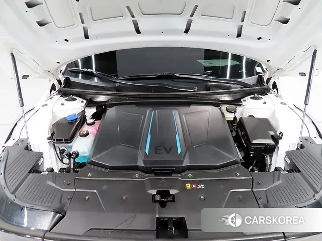 Hyundai Ionic 5 id 3771429 из Кореи 10