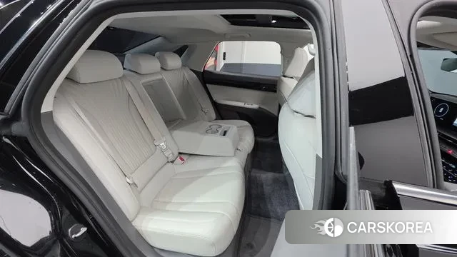 Hyundai Grandeur (GN7) id 3472437 из Кореи 10