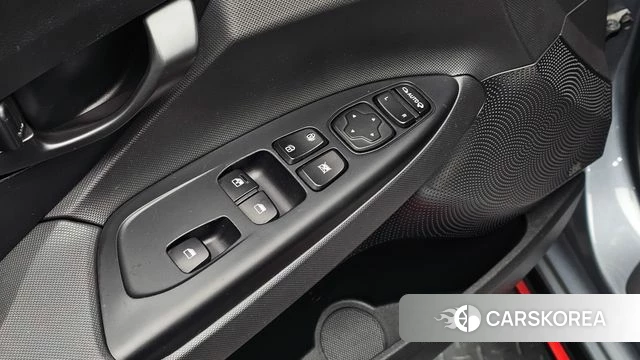 Hyundai Veloster (JS) id 4551677 из Кореи 10