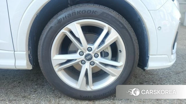 Audi Q3 (F3) id 4905305 из Кореи 10