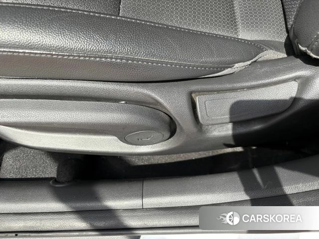 Hyundai Avante AD id 4430532 из Кореи 10