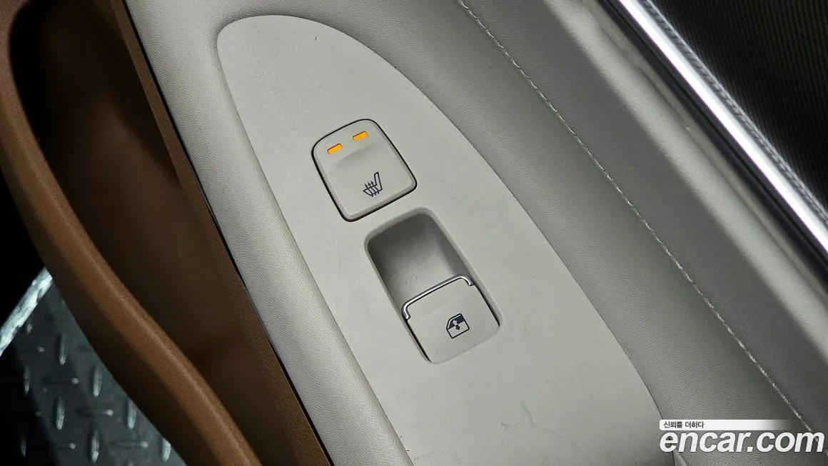 Hyundai The New Grandeur IG id 2080000 из Кореи 10