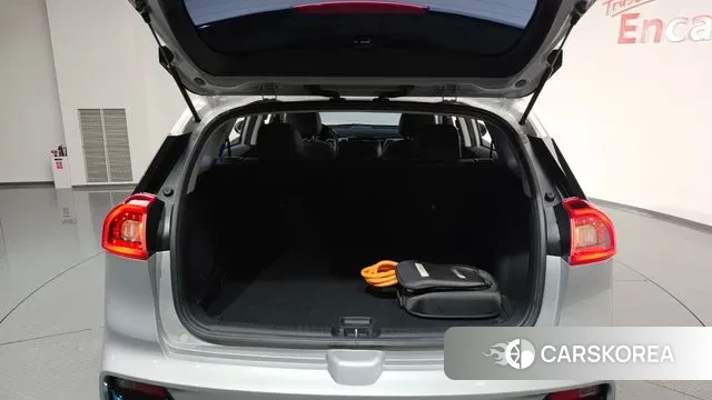 Kia Niro EV id 3312211 из Кореи 10