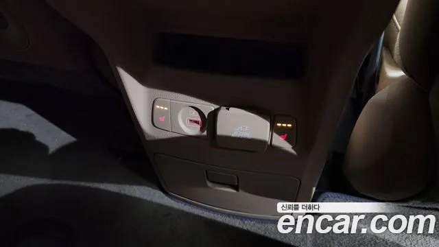 Kia The New Carnival id 2511977 из Кореи 10