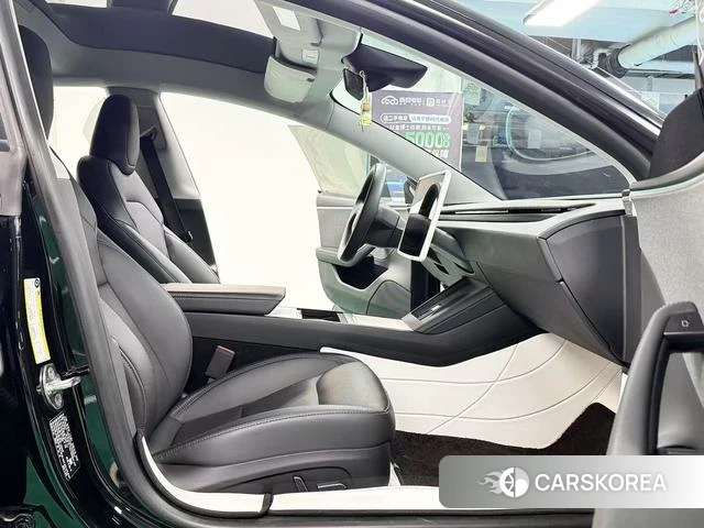 Tesla Model 3 id 4213792 из Китая 10