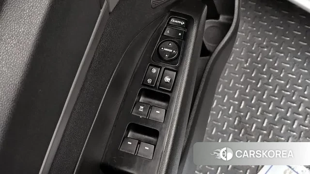 Hyundai Avante AD id 3641835 из Кореи 10