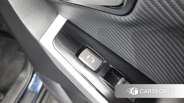 Ssangyong New Style Korando C id 3718641 из Кореи 10