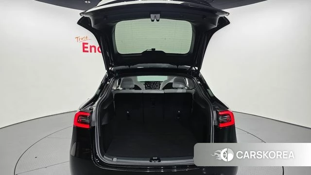 Tesla Model Y id 4322297 из Кореи 10