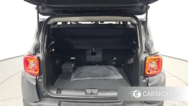 Jeep Renegade id 3538887 из Кореи 10