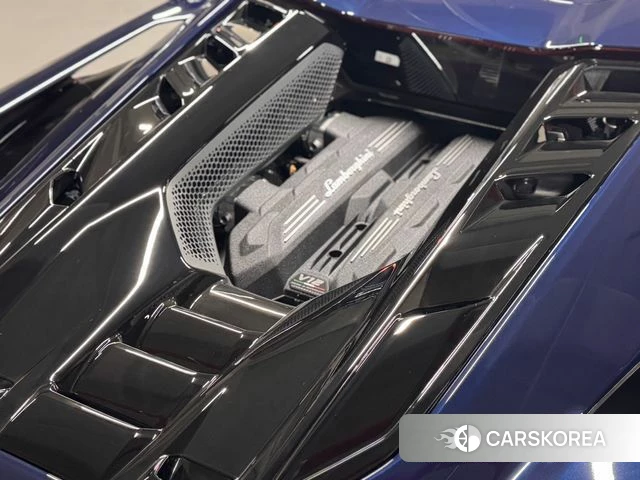 Lamborghini Revuelto id 3933677 из Кореи 10