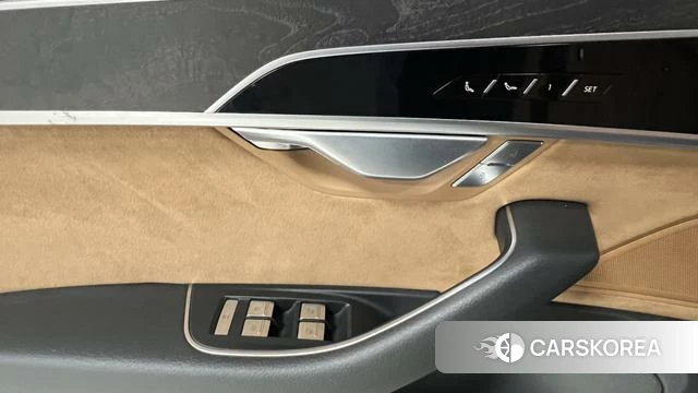 Audi A8 id 4259413 из Китая 10