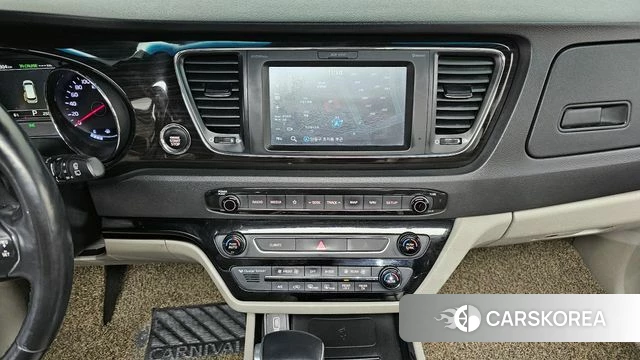 Kia The New Carnival id 3814453 из Кореи 10