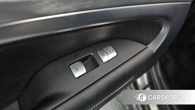 Genesis G70 id 3308276 из Кореи 10