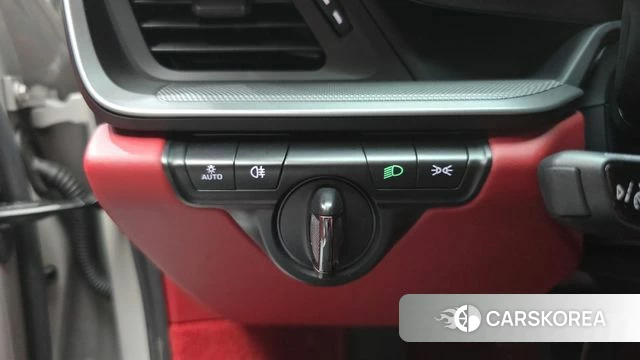 Porsche 911(992) id 4590628 из Кореи 10
