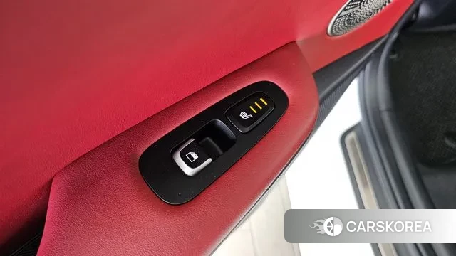 Kia Stinger id 3709436 из Кореи 10