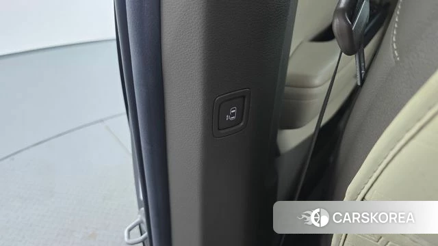 Kia Carnival 4th generation id 4677100 из Кореи 10