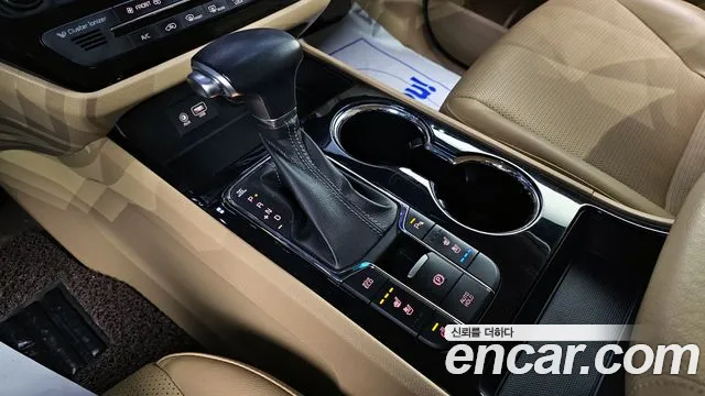 Kia The New Carnival id 2695913 из Кореи 10