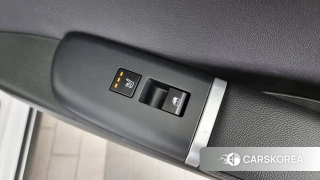 Hyundai Grandeur (GN7) id 3348251 из Кореи 10