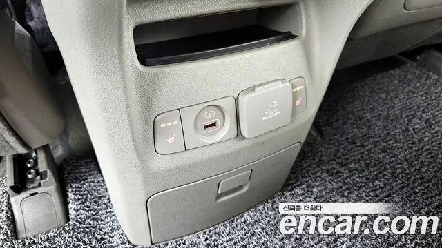 Kia The New Carnival id 2951775 из Кореи 10