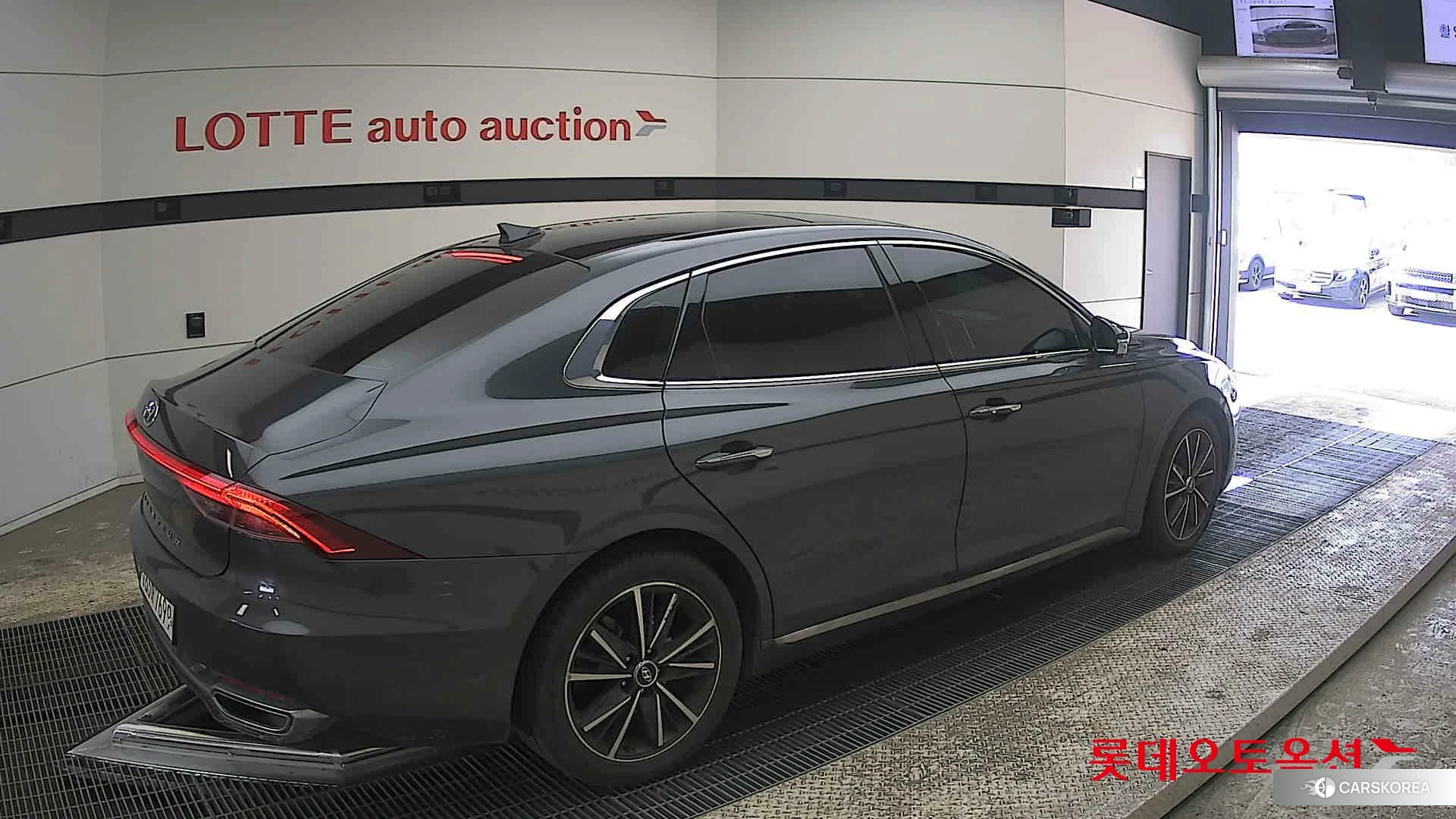 Hyundai Grandeur id 3882078 из Кореи 10