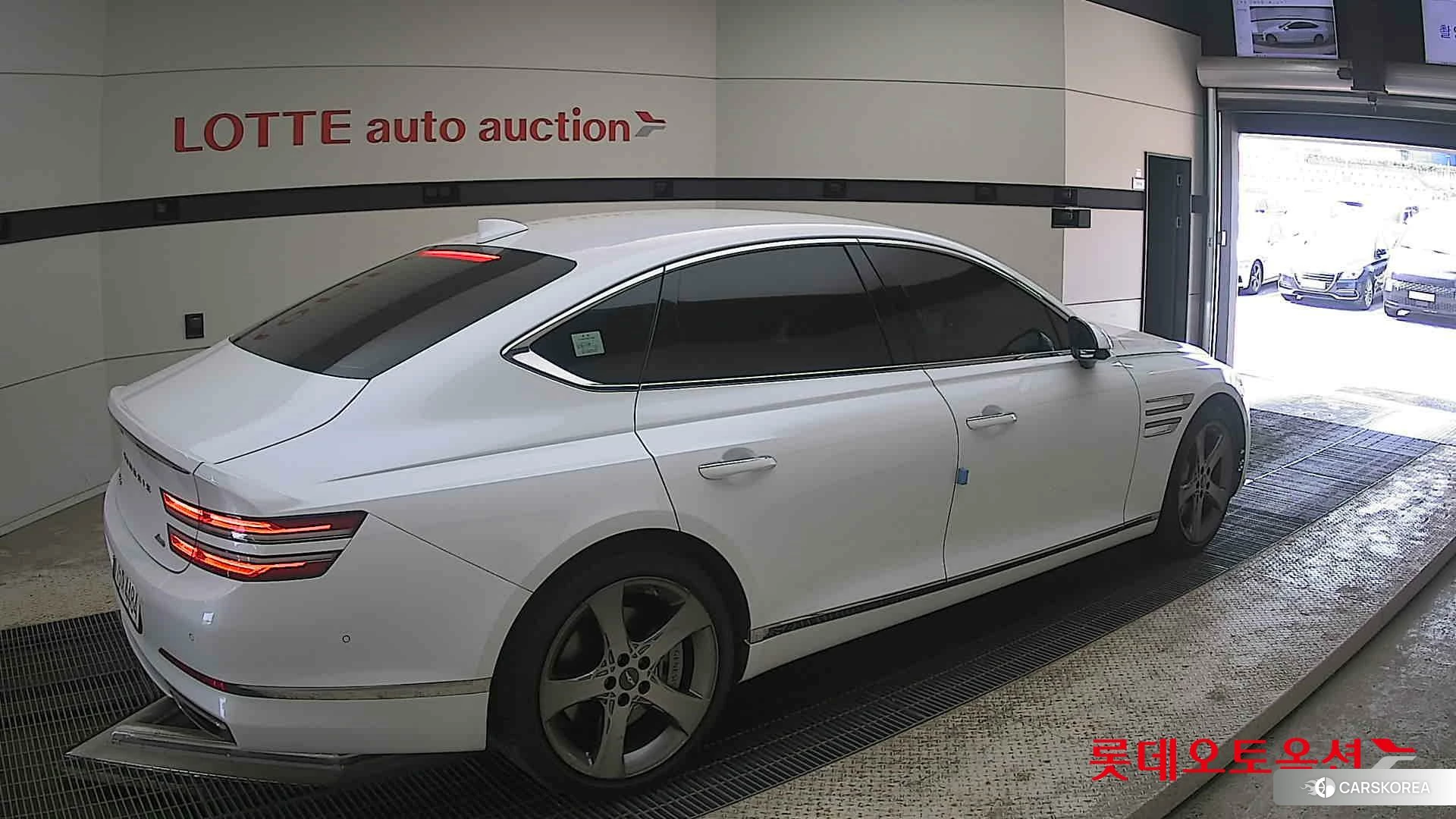 Hyundai G80 id 4289339 из Кореи 10