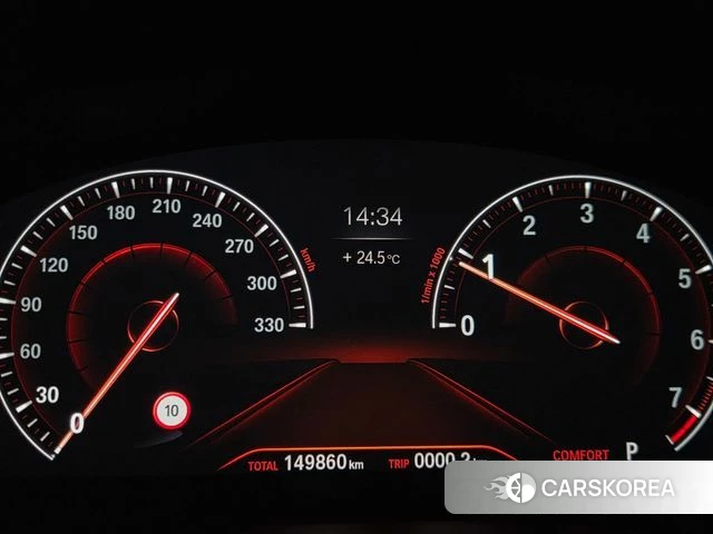 BMW 5 Series (G30) id 4188111 из Кореи 10