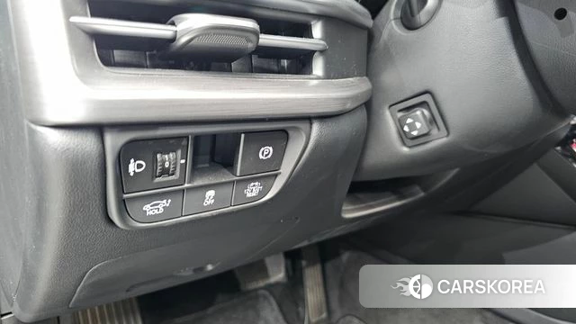 Hyundai Grandeur Hybrid (GN7) id 4670673 из Кореи 10