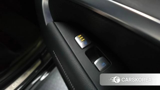 Genesis G70 id 4345800 из Кореи 10
