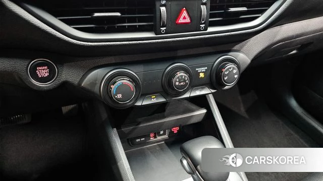 Kia Come New K3 id 4836764 из Кореи 10
