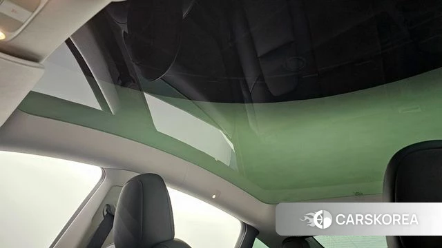 Tesla Model Y id 3831392 из Кореи 10