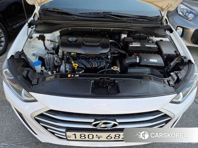 Hyundai Avante AD id 3919884 из Кореи 10