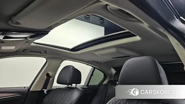 BMW 5 Series (G30) id 3472495 из Кореи 10