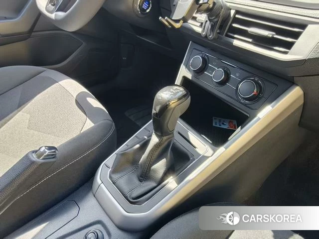 Volkswagen Polo id 4335045 из Китая 10