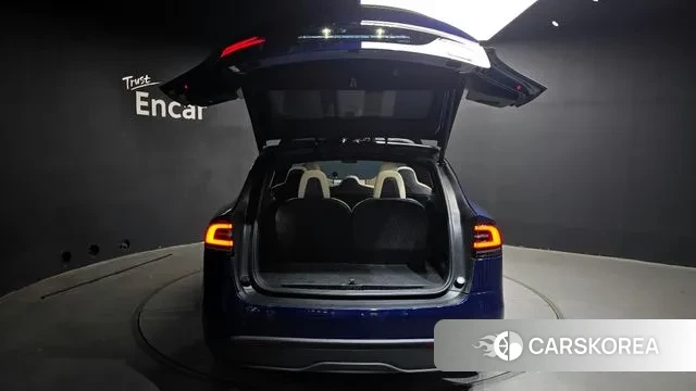 Tesla Model X id 3487390 из Кореи 10