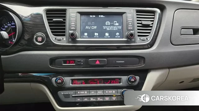 Kia The New Carnival id 3788982 из Кореи 10