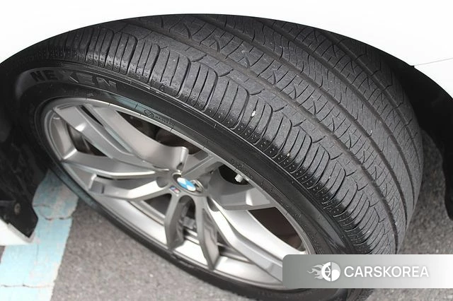 BMW 5 Series (G30) id 3889433 из Кореи 10