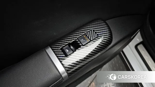 Hyundai Grandeur (GN7) id 3751807 из Кореи 10