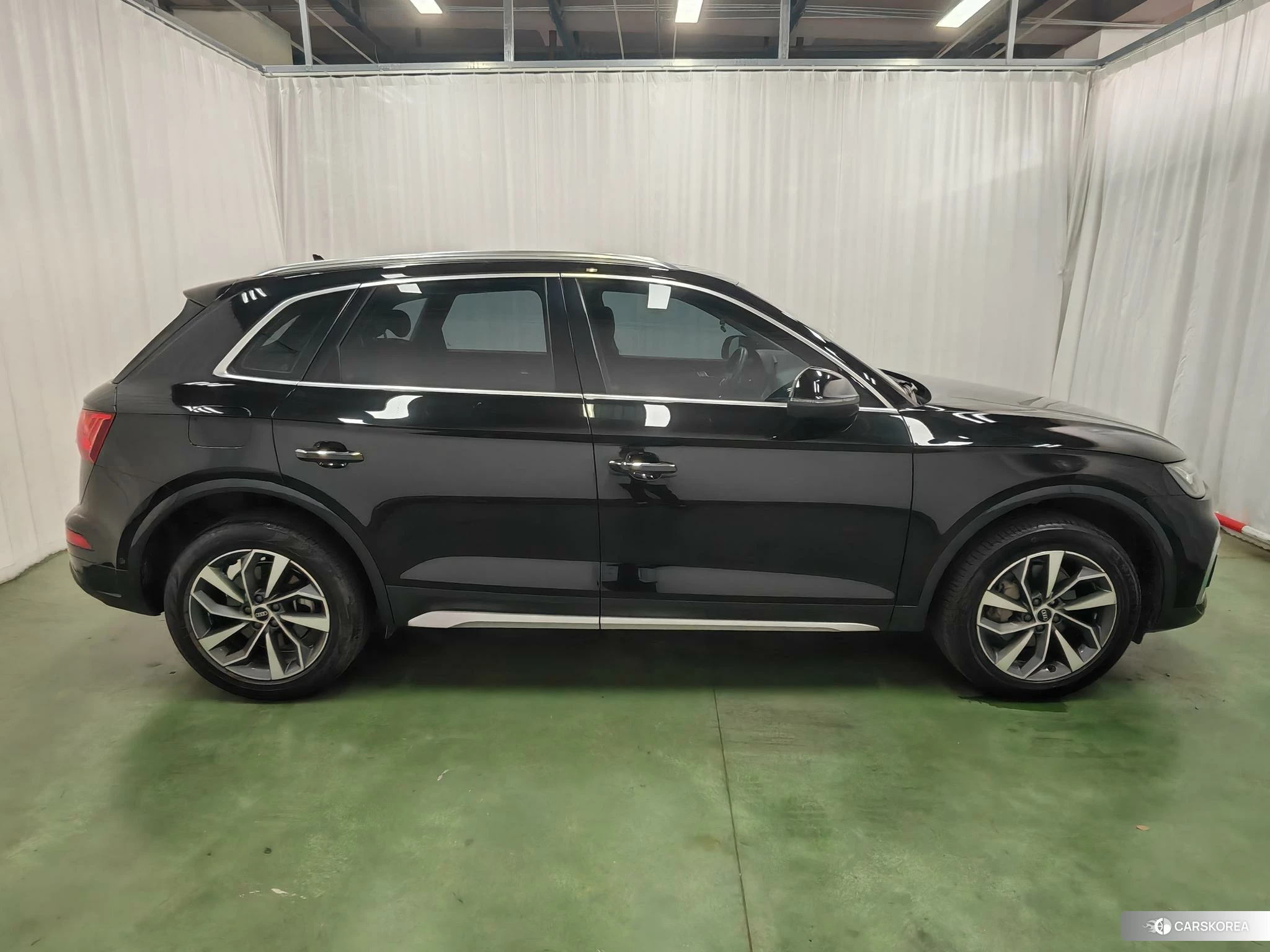 Audi Q5L id 4453011 из Китая 10