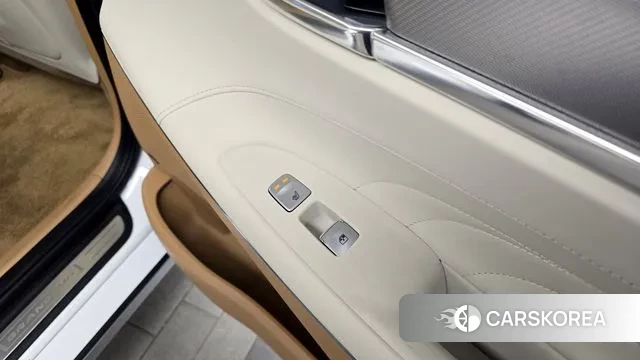 Hyundai The New Grandeur IG Hybrid id 3546538 из Кореи 10