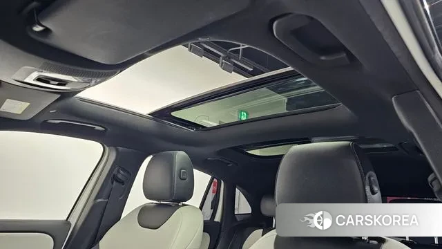 Mercedes-Benz GLA - Class H247 id 3360354 из Кореи 10