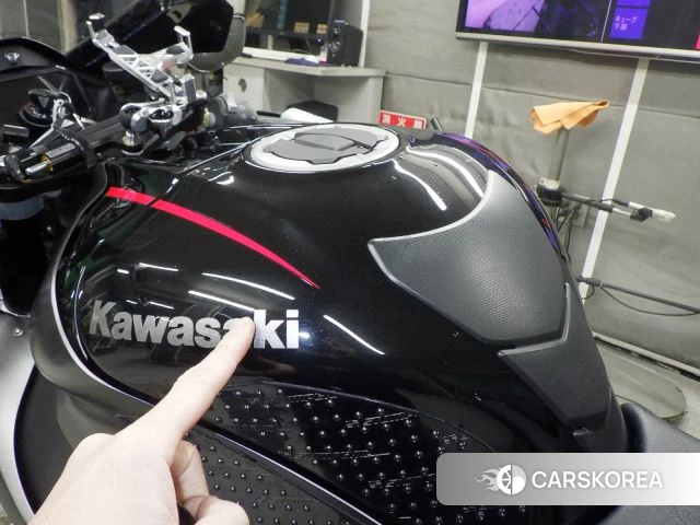 Проданный Kawasaki ZX-10R NINJA ABS id 3996367 из Японии, фото 10